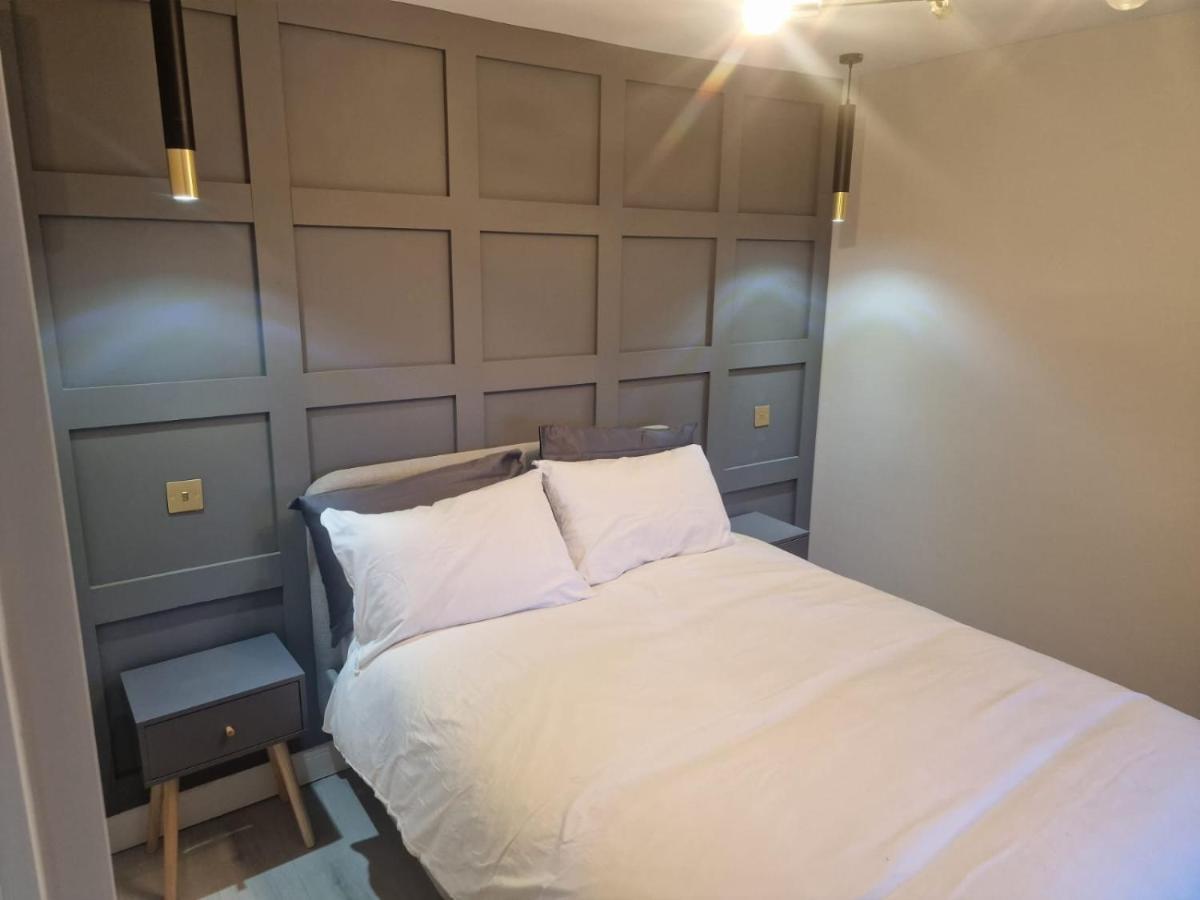Collier'S Wood En-Suite Apartments Λονδίνο Εξωτερικό φωτογραφία